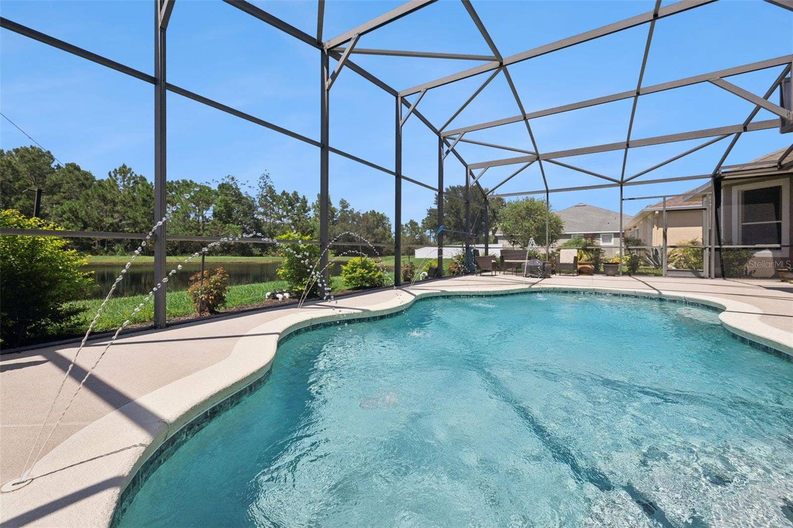 2040 HAWKS LANDING DRIVE, Orlando, FL 32820 2040 HAWKS LANDING DRIVE, Orlando, FL 32820