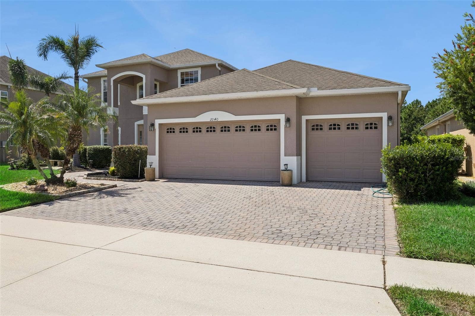2040 HAWKS LANDING DRIVE, Orlando, FL 32820 2040 HAWKS LANDING DRIVE, Orlando, FL 32820