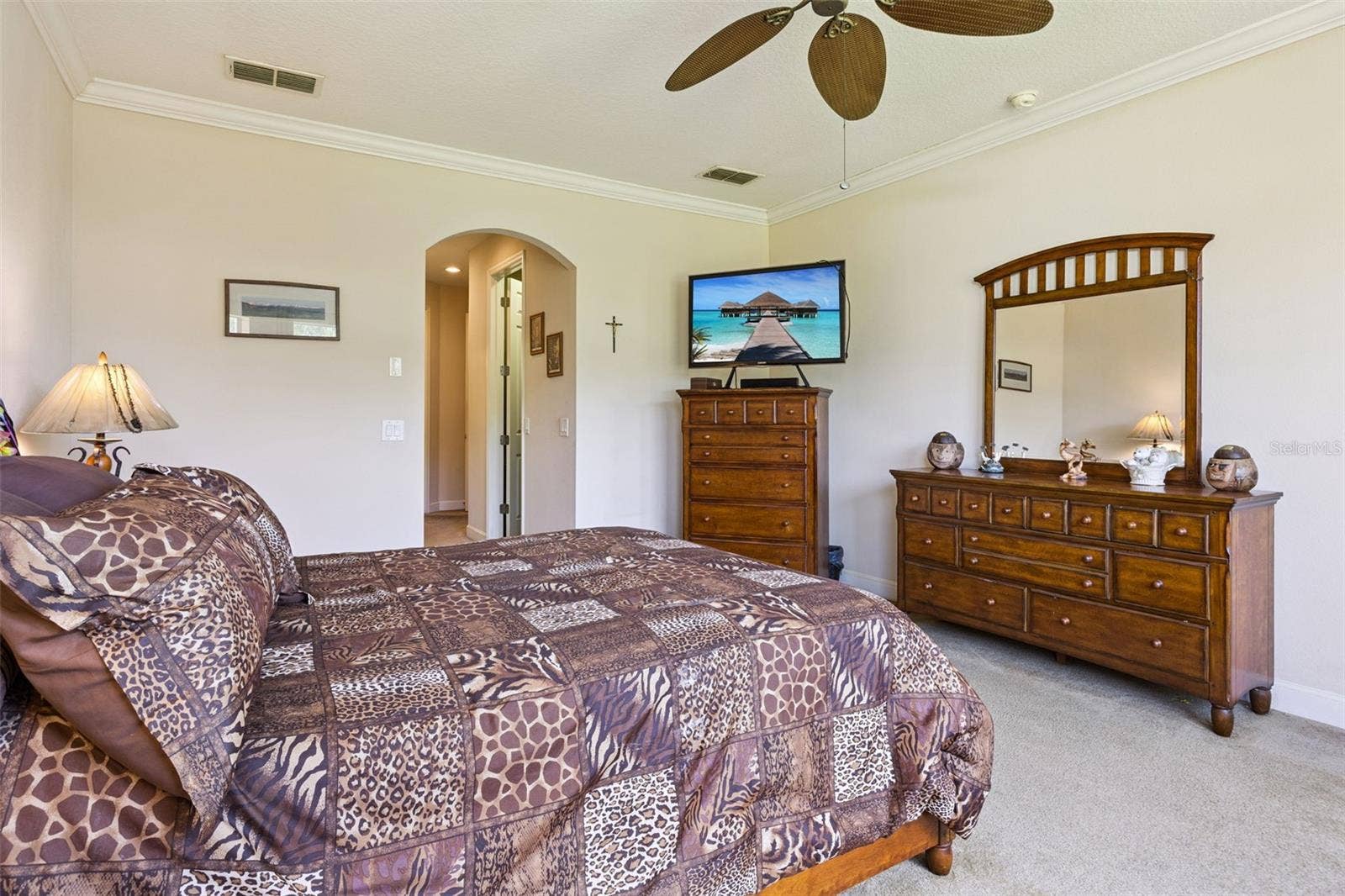 2040 HAWKS LANDING DRIVE, Orlando, FL 32820 2040 HAWKS LANDING DRIVE, Orlando, FL 32820