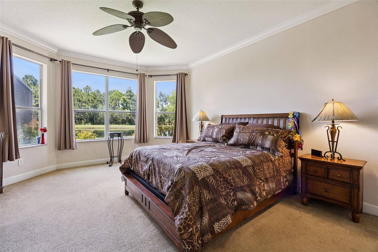 2040 HAWKS LANDING DRIVE, Orlando, FL 32820 2040 HAWKS LANDING DRIVE, Orlando, FL 32820