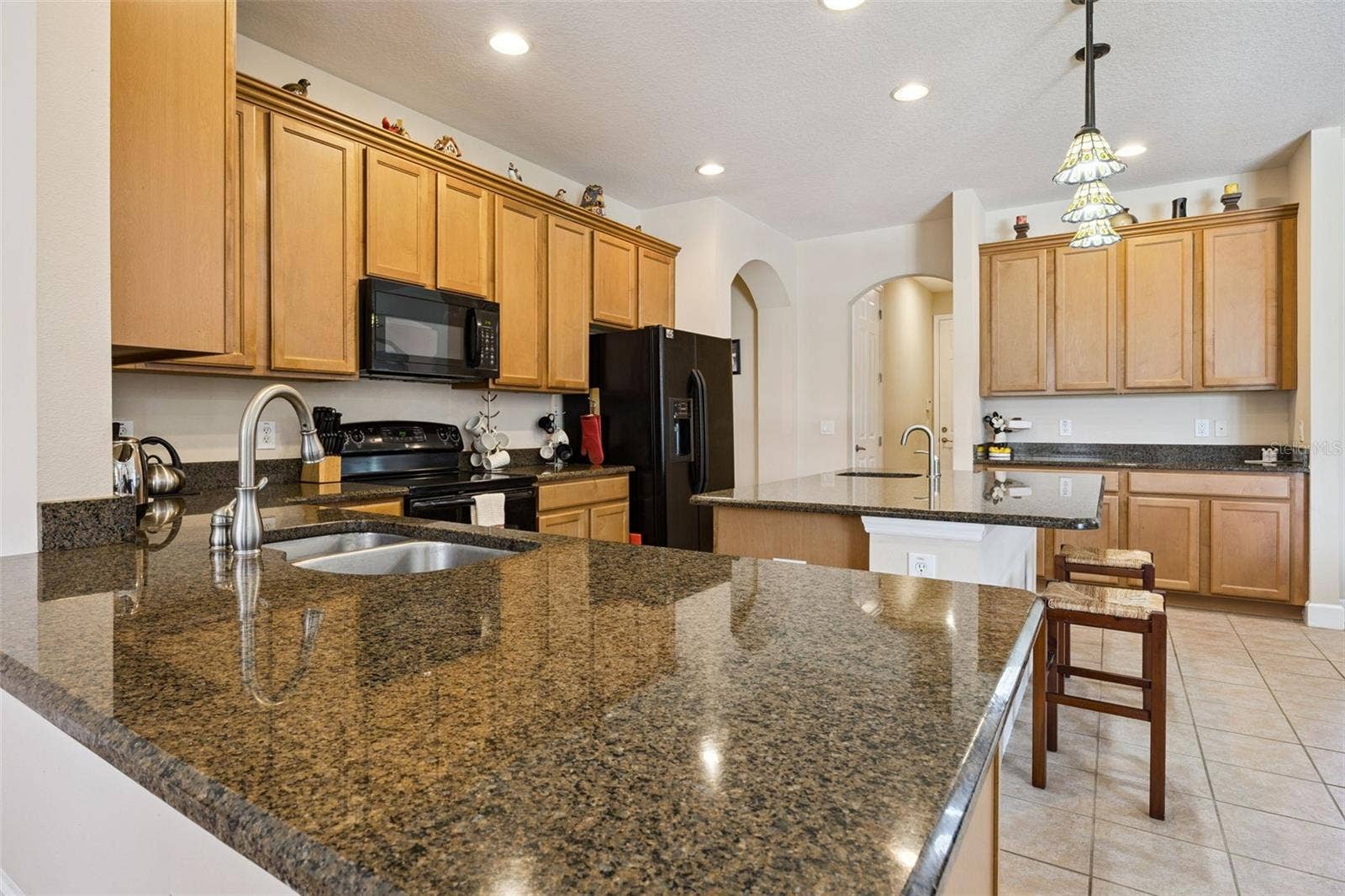 2040 HAWKS LANDING DRIVE, Orlando, FL 32820 2040 HAWKS LANDING DRIVE, Orlando, FL 32820