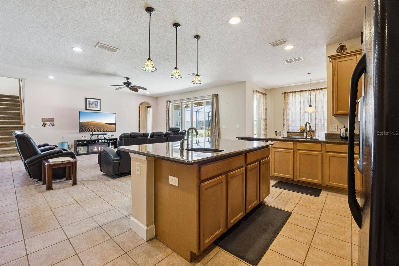 2040 HAWKS LANDING DRIVE, Orlando, FL 32820 2040 HAWKS LANDING DRIVE, Orlando, FL 32820