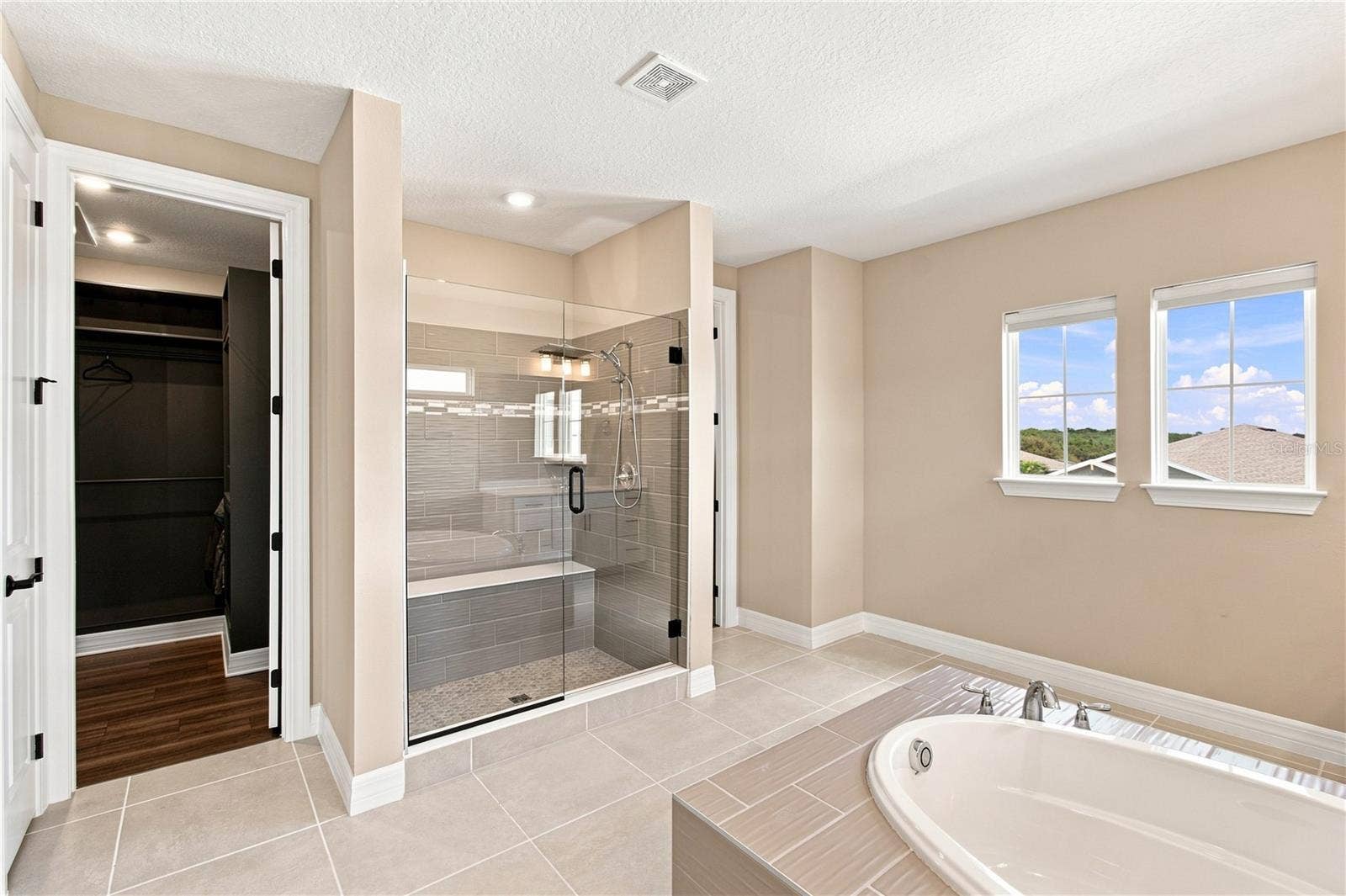 4817 FAIR WINDS COURT, Winter Garden, FL 34787 4817 FAIR WINDS COURT, Winter Garden, FL 34787