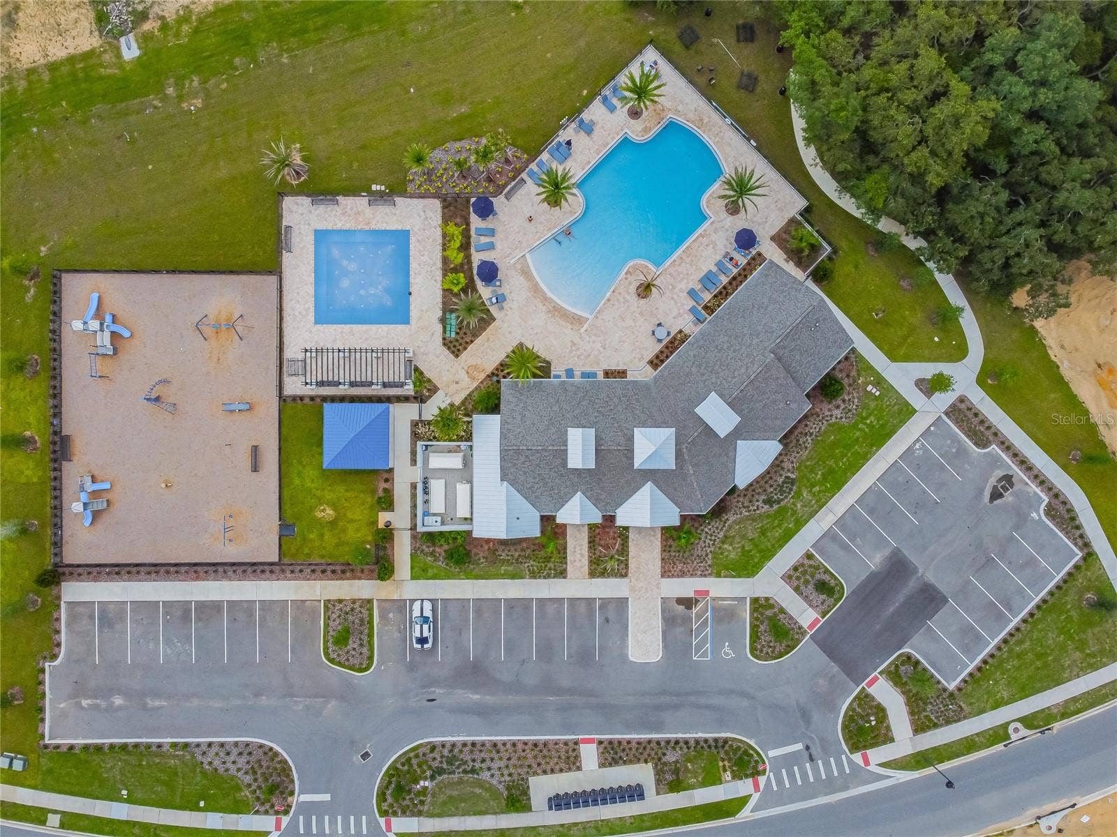 4817 FAIR WINDS COURT, Winter Garden, FL 34787 4817 FAIR WINDS COURT, Winter Garden, FL 34787