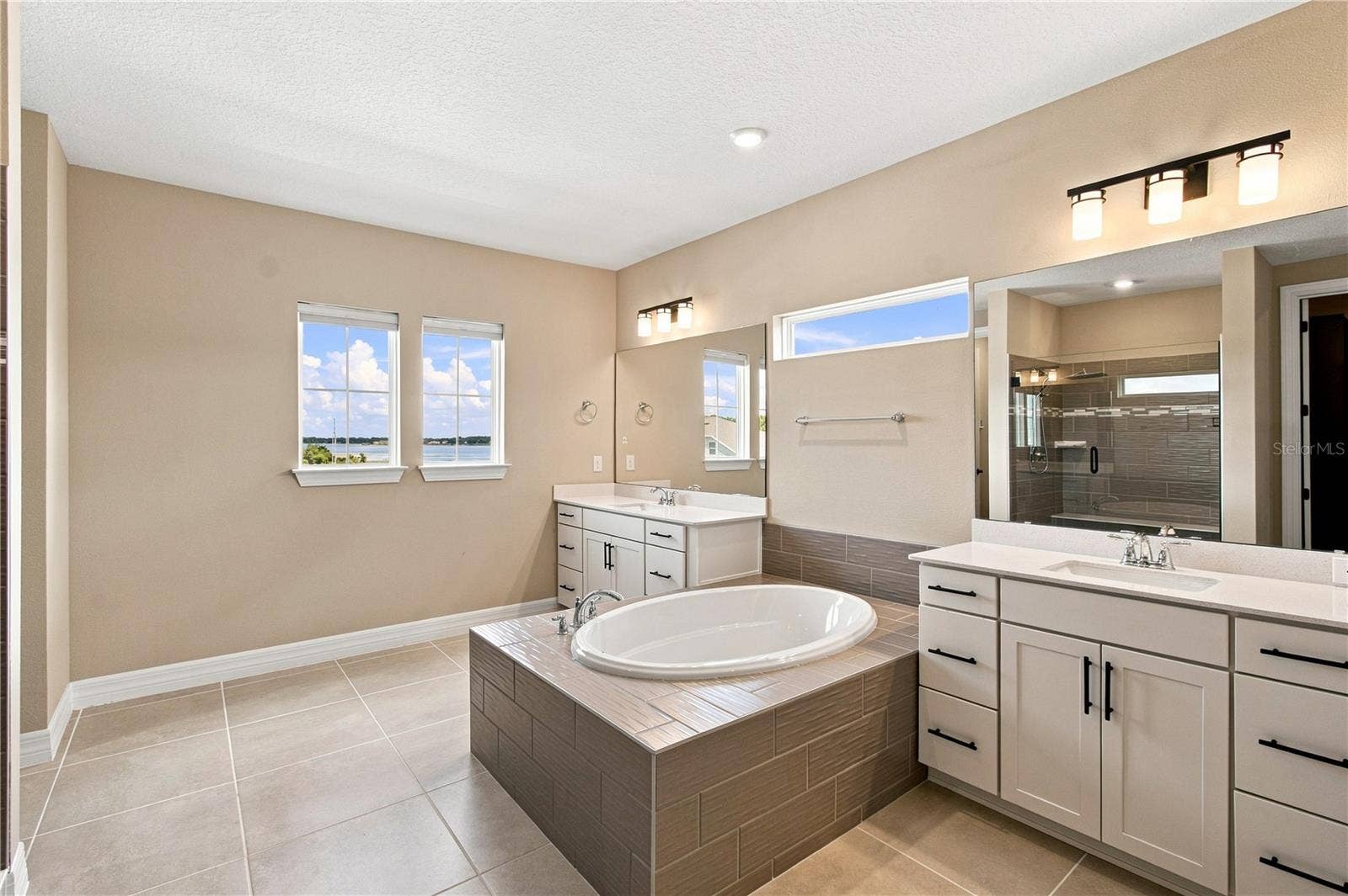 4817 FAIR WINDS COURT, Winter Garden, FL 34787 4817 FAIR WINDS COURT, Winter Garden, FL 34787