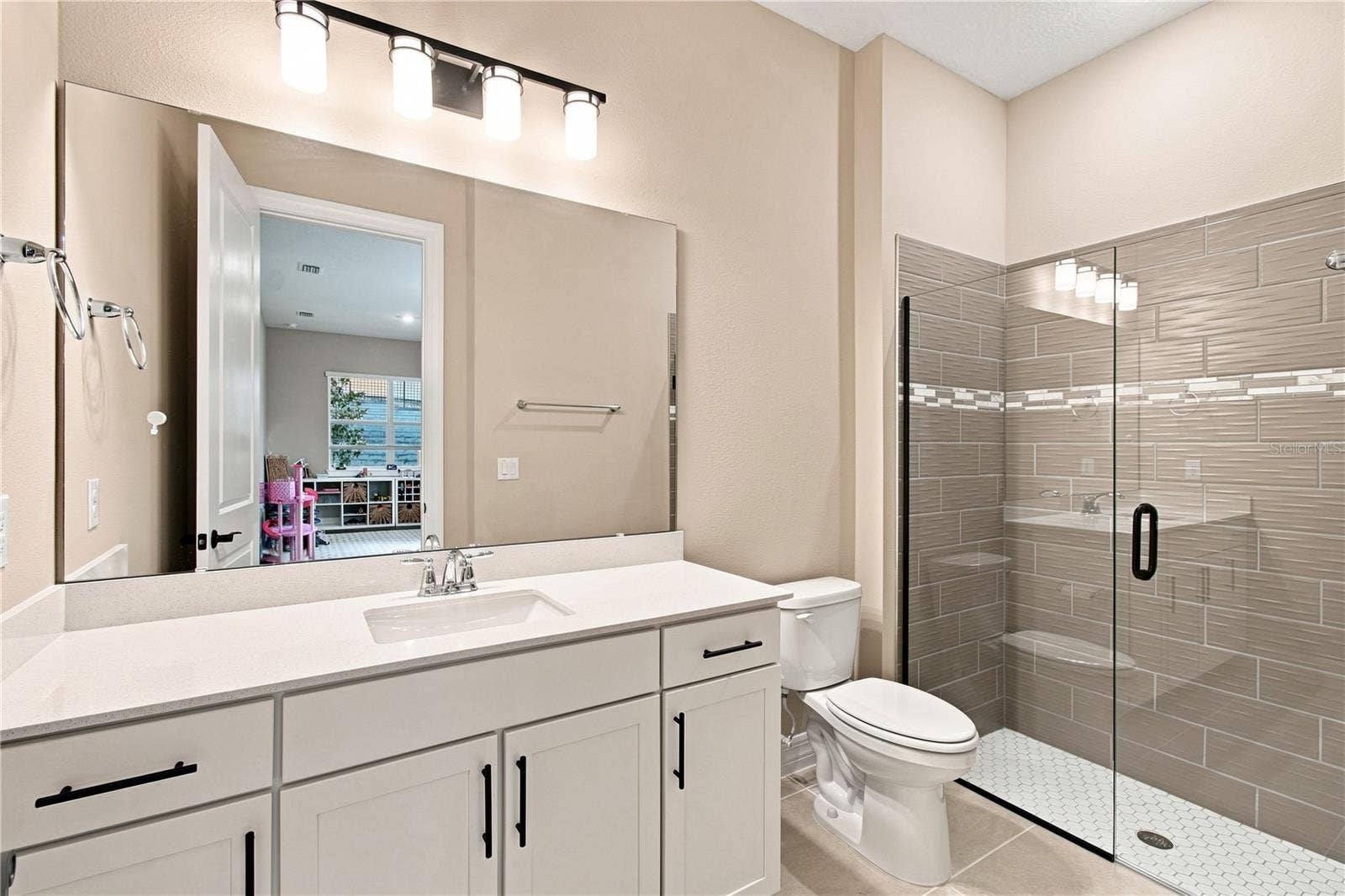 4817 FAIR WINDS COURT, Winter Garden, FL 34787 4817 FAIR WINDS COURT, Winter Garden, FL 34787