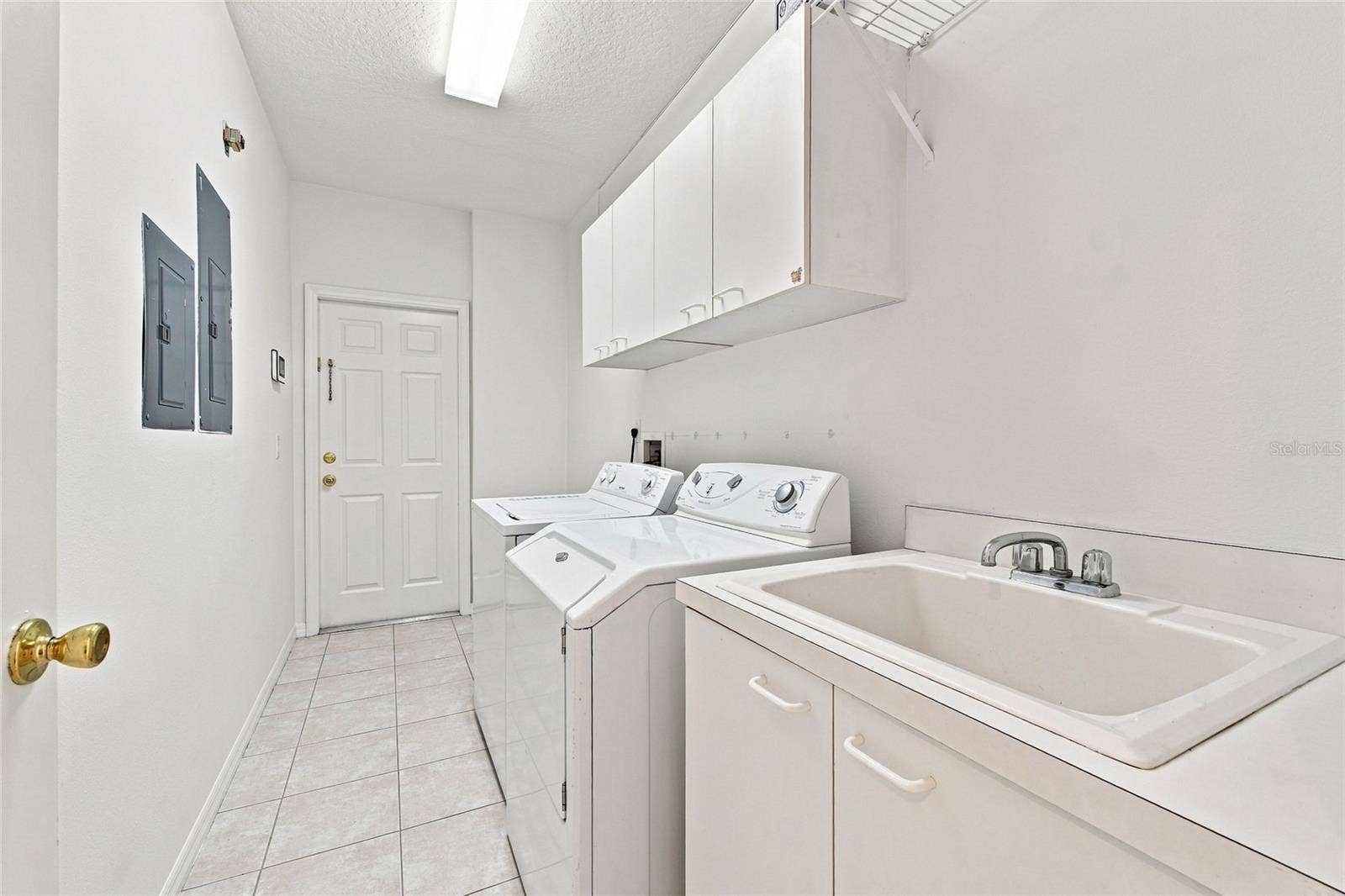 10008 CANOPY TREE COURT, Orlando, FL 32836 10008 CANOPY TREE COURT, Orlando, FL 32836