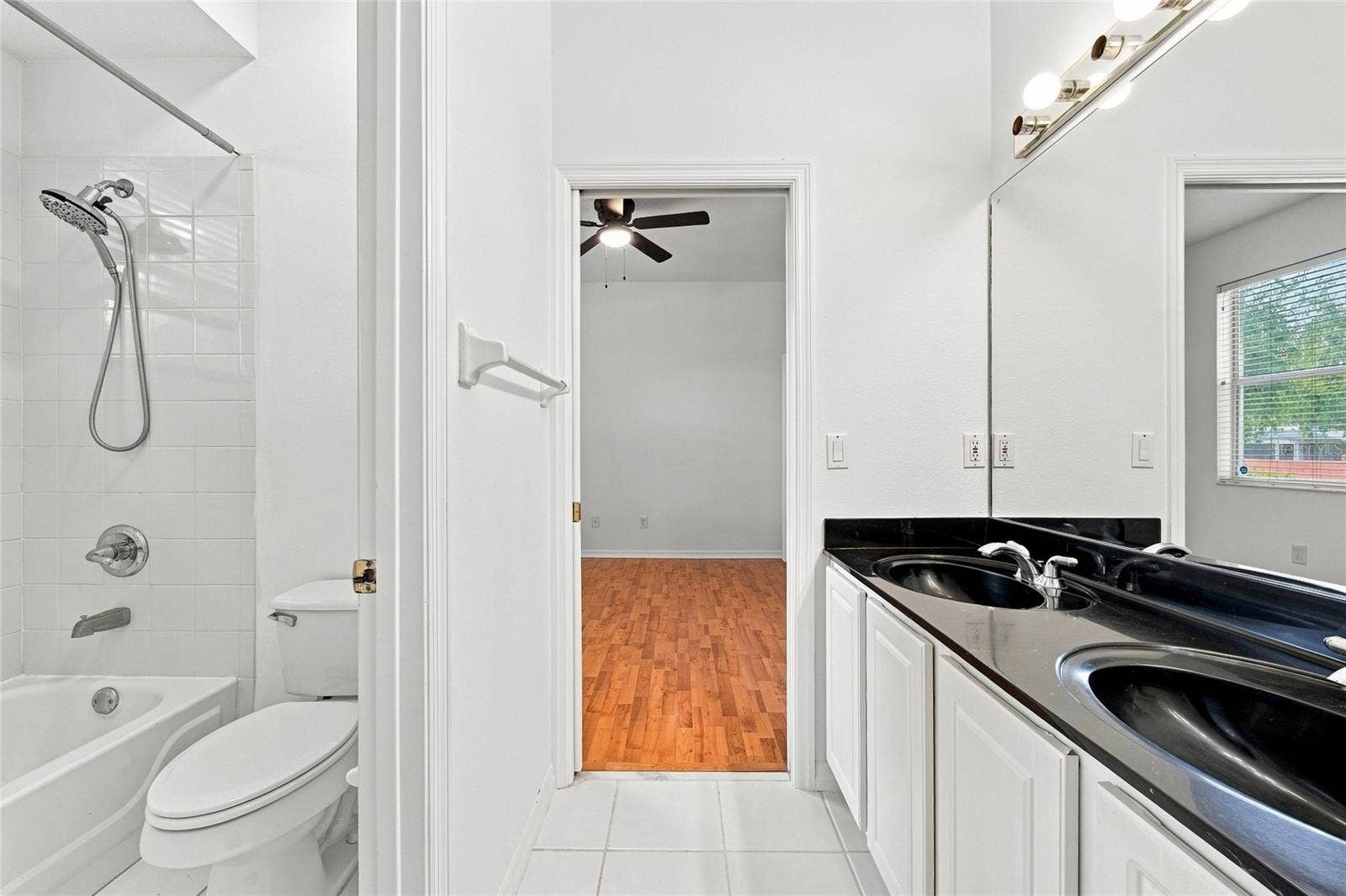 10008 CANOPY TREE COURT, Orlando, FL 32836 Bathroom 3