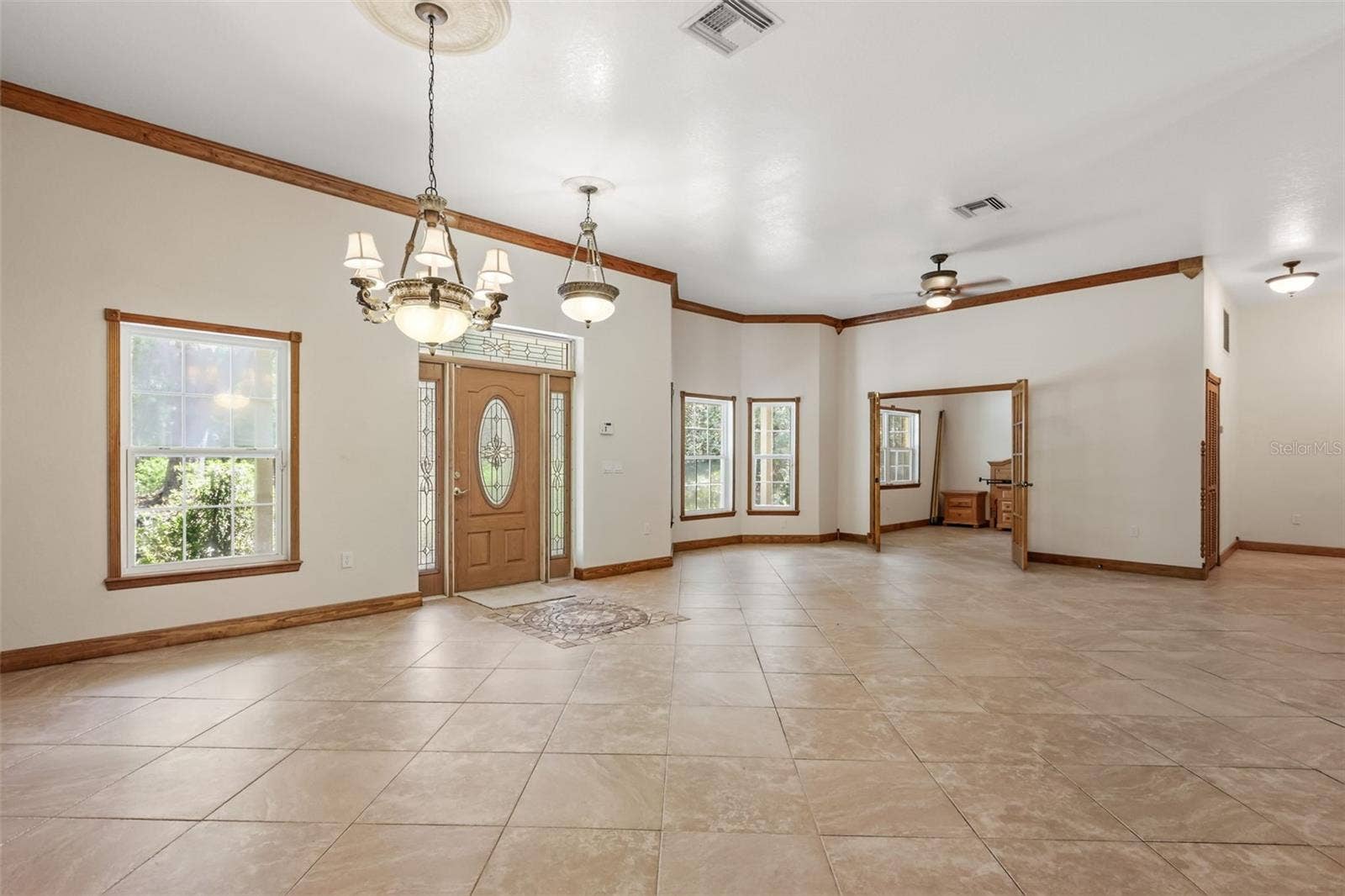 1685 MANOR WAY, Deland, FL 32720 1685 MANOR WAY, Deland, FL 32720