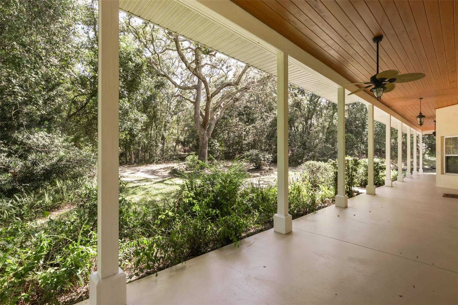 1685 MANOR WAY, Deland, FL 32720 1685 MANOR WAY, Deland, FL 32720