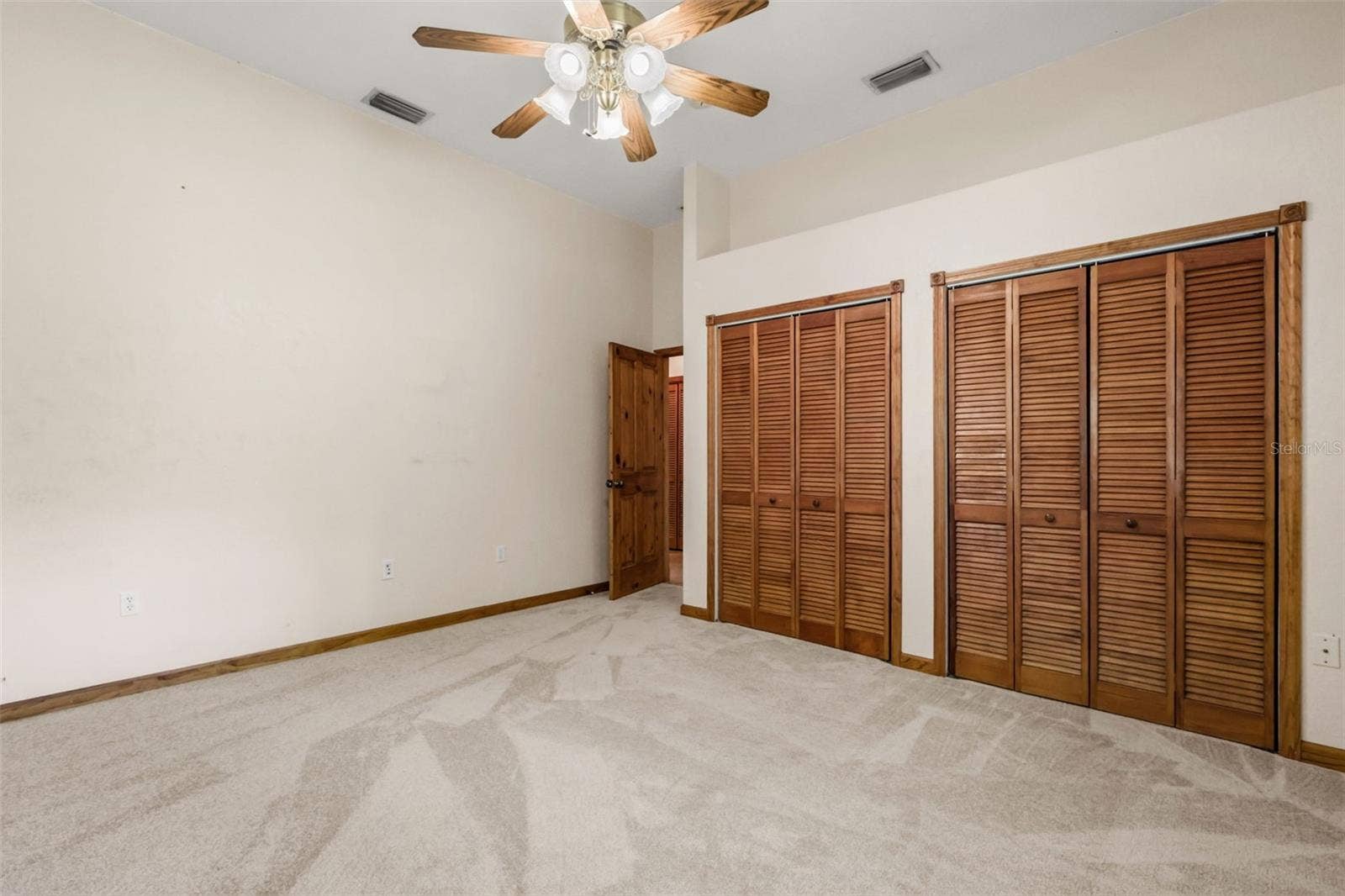1685 MANOR WAY, Deland, FL 32720 1685 MANOR WAY, Deland, FL 32720