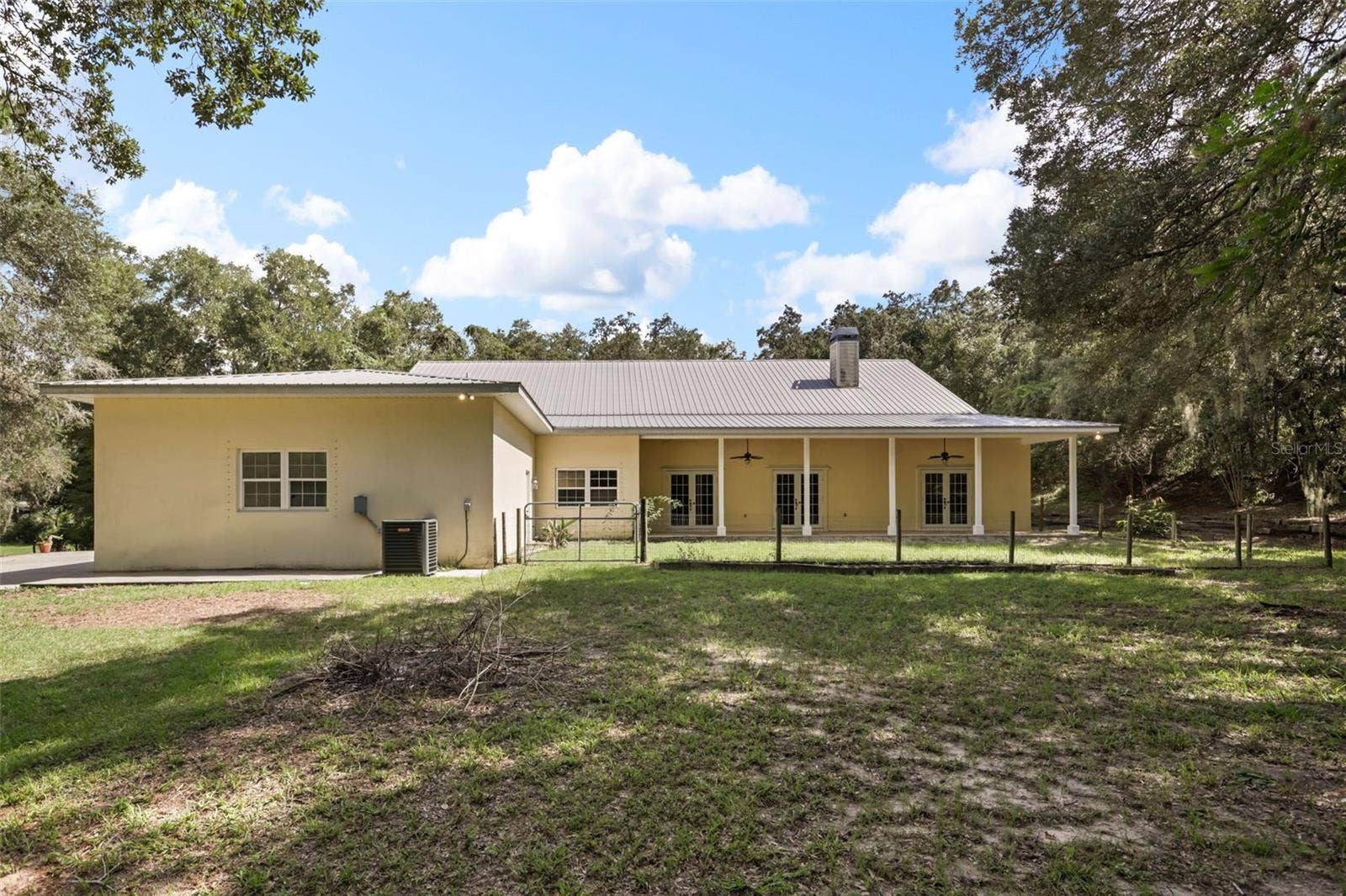 1685 MANOR WAY, Deland, FL 32720 1685 MANOR WAY, Deland, FL 32720
