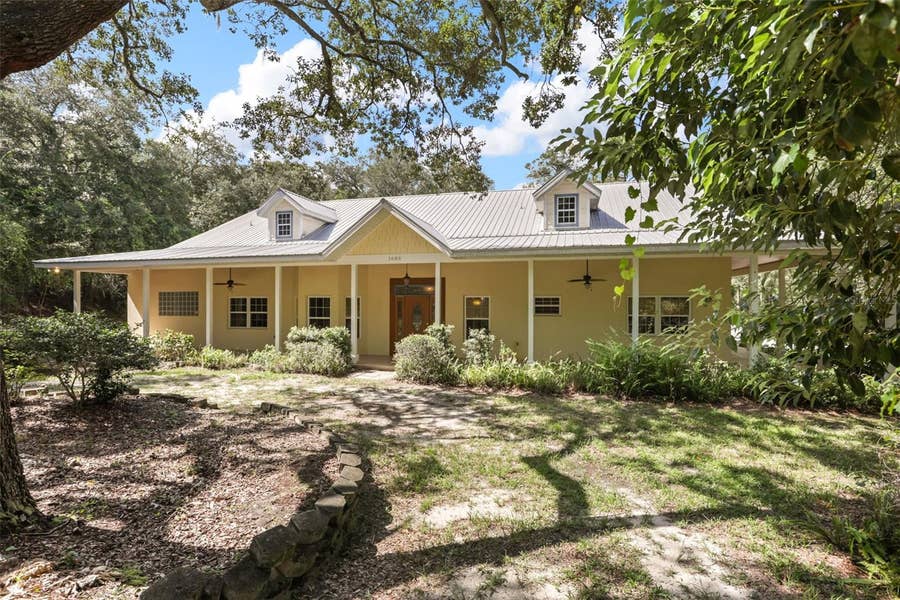 Property photo for 1685 MANOR WAY, Deland, FL