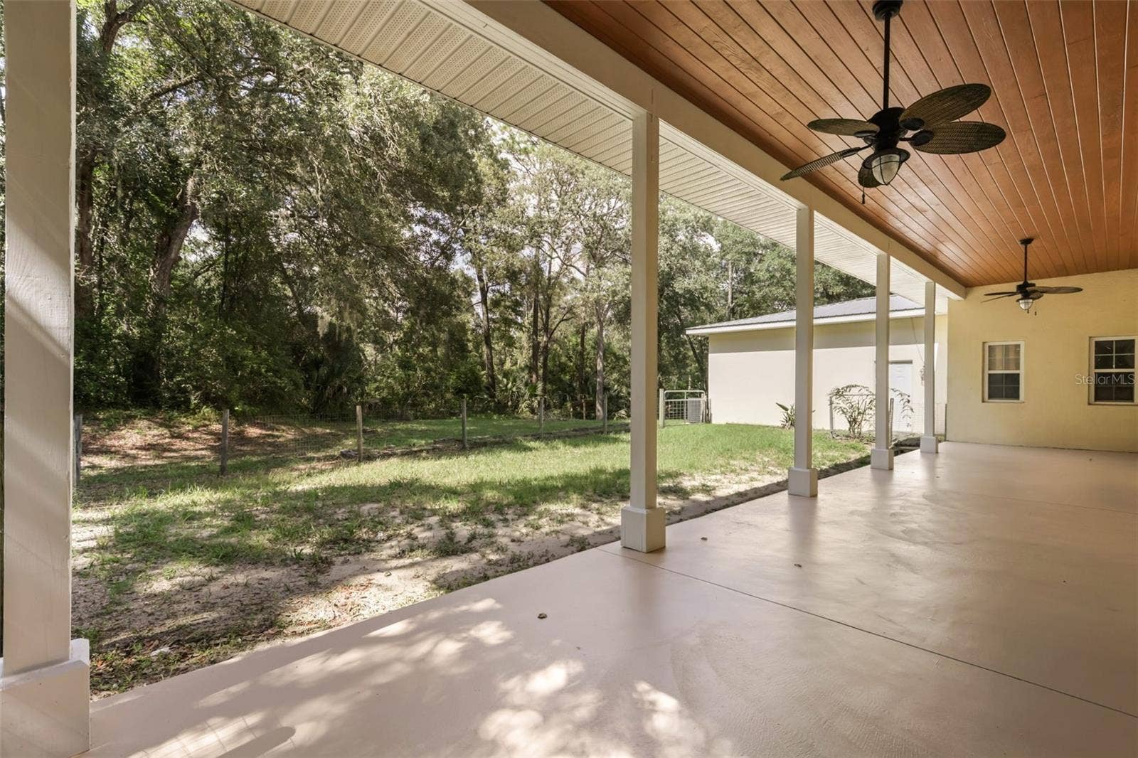 1685 MANOR WAY, Deland, FL 32720 1685 MANOR WAY, Deland, FL 32720