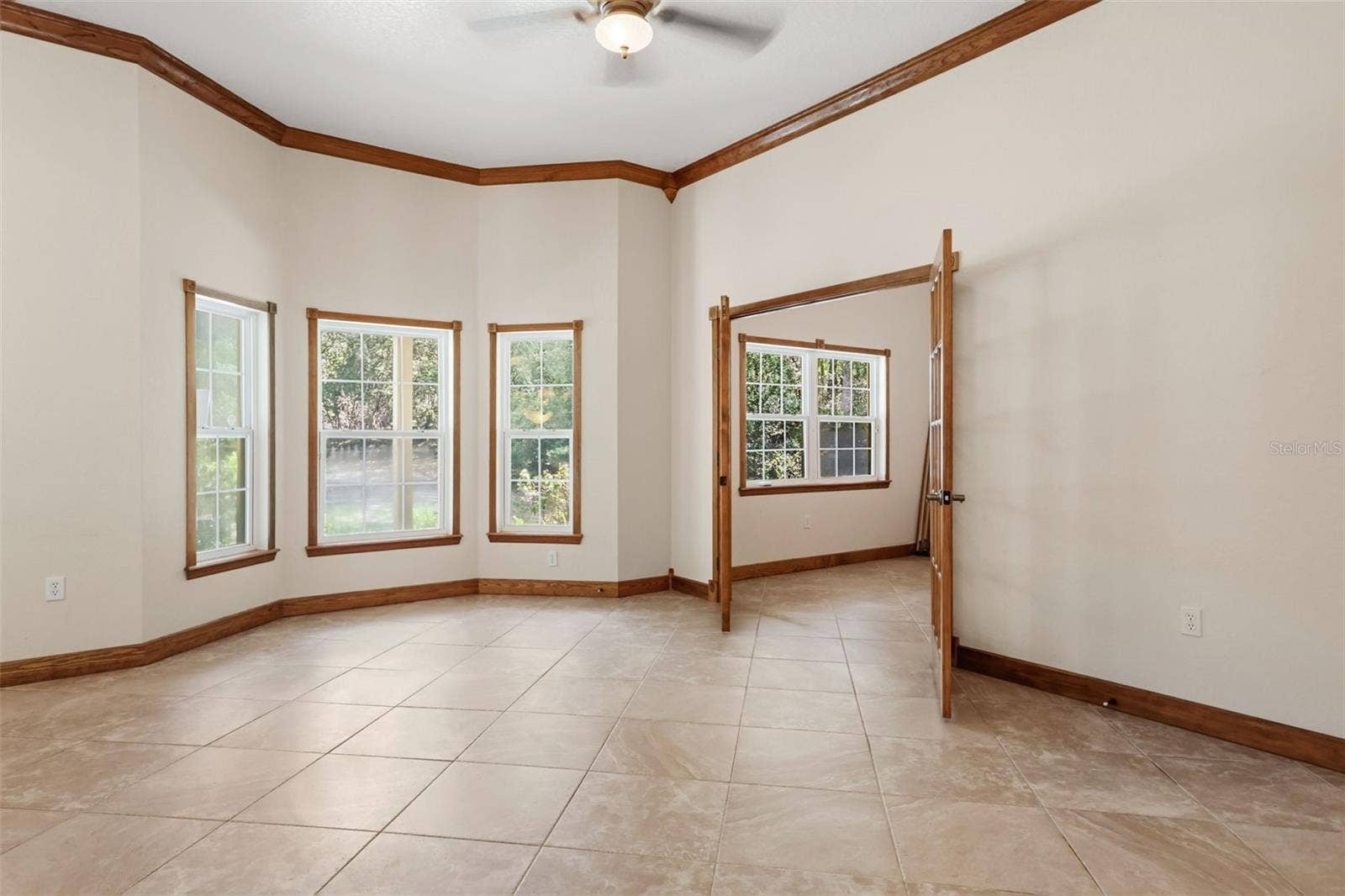 1685 MANOR WAY, Deland, FL 32720 1685 MANOR WAY, Deland, FL 32720