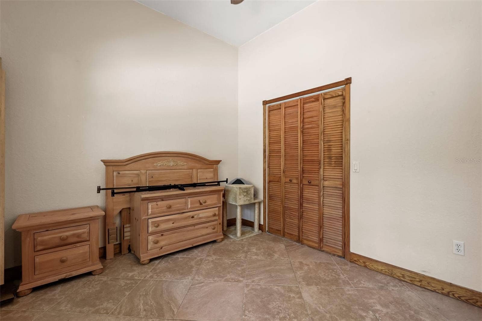 1685 MANOR WAY, Deland, FL 32720 1685 MANOR WAY, Deland, FL 32720