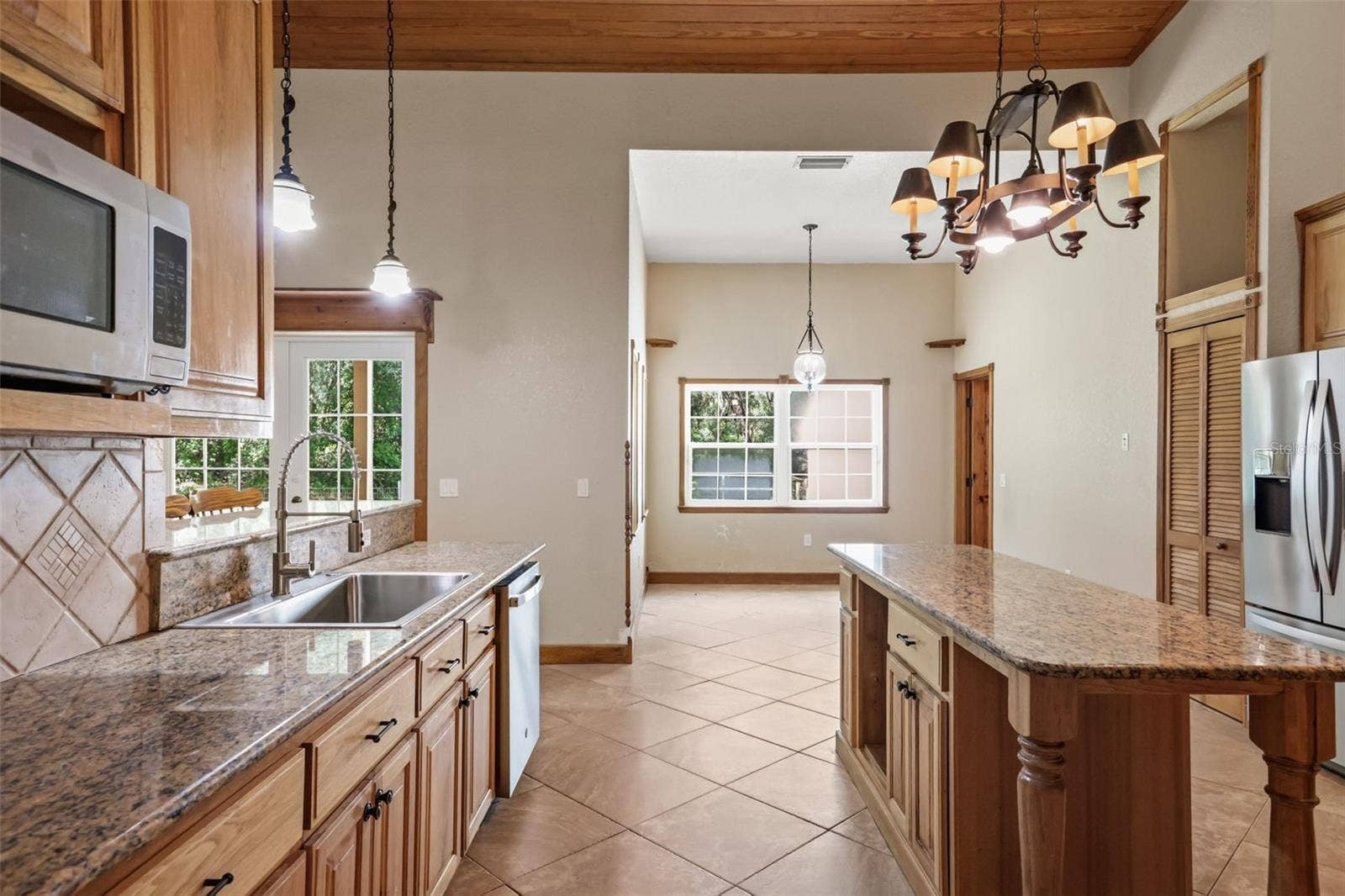 1685 MANOR WAY, Deland, FL 32720 1685 MANOR WAY, Deland, FL 32720