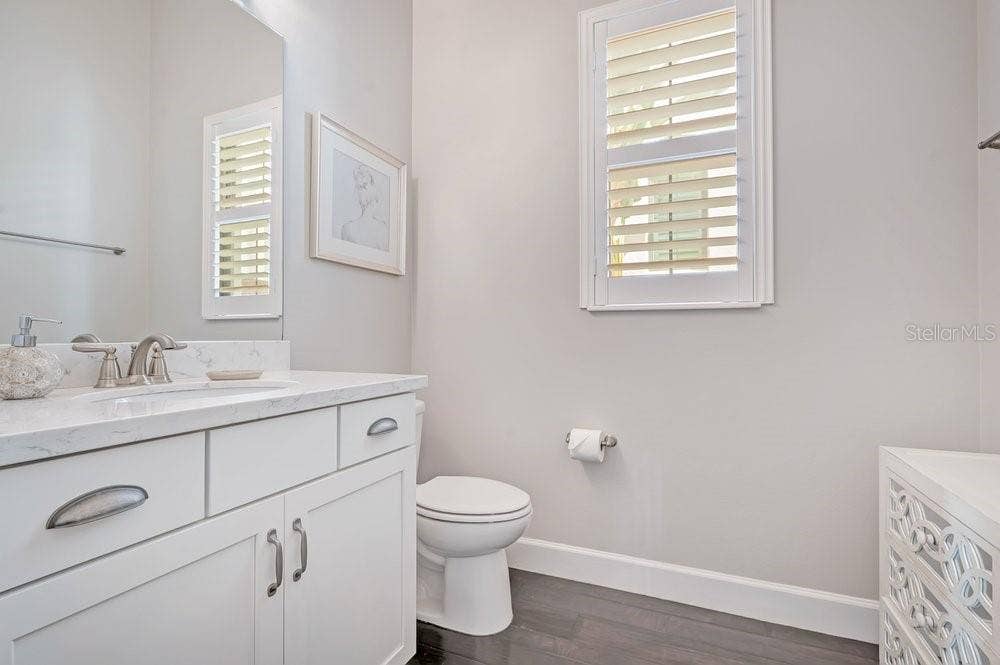 Powder room