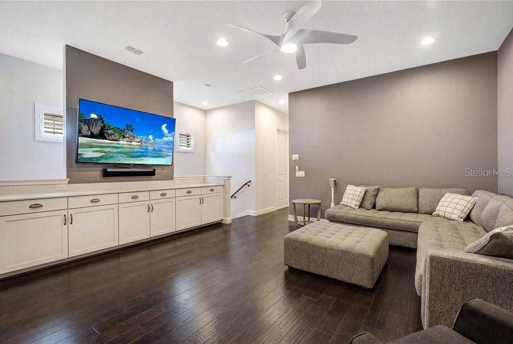 Loft Sitting area