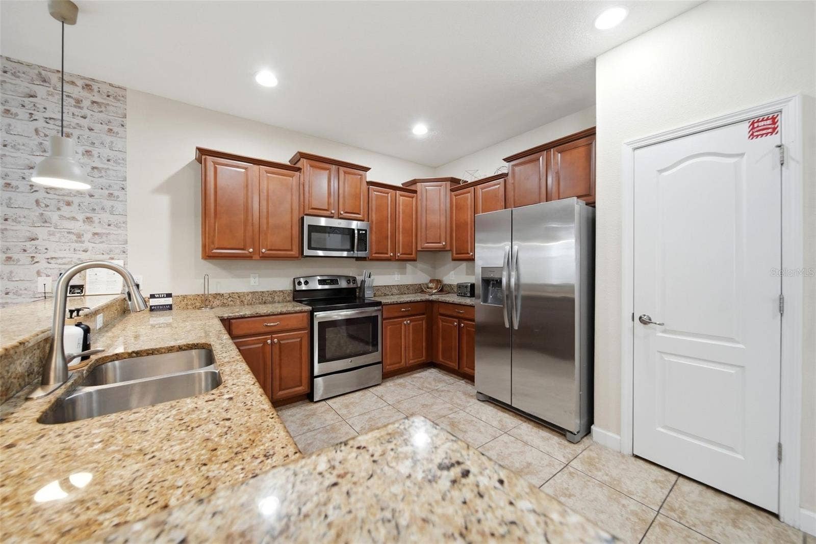 1416 MOON VALLEY DRIVE, Davenport, FL 33896