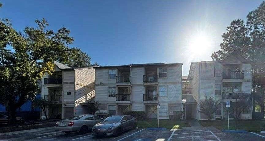 Property photo for 1916 LAKE ATRIUMS CIRCLE, #33, Orlando, FL