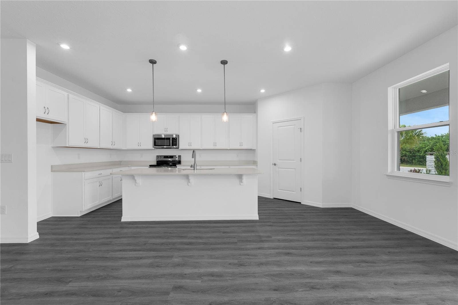 1812 HORSETAIL DRIVE, St Cloud, FL 34771