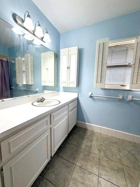 3513 MARWOOD DRIVE, Orlando, FL 32806 PRIMARY BATHROOM 1