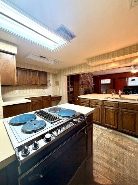 3513 MARWOOD DRIVE, Orlando, FL 32806 3513 MARWOOD DRIVE, Orlando, FL 32806
