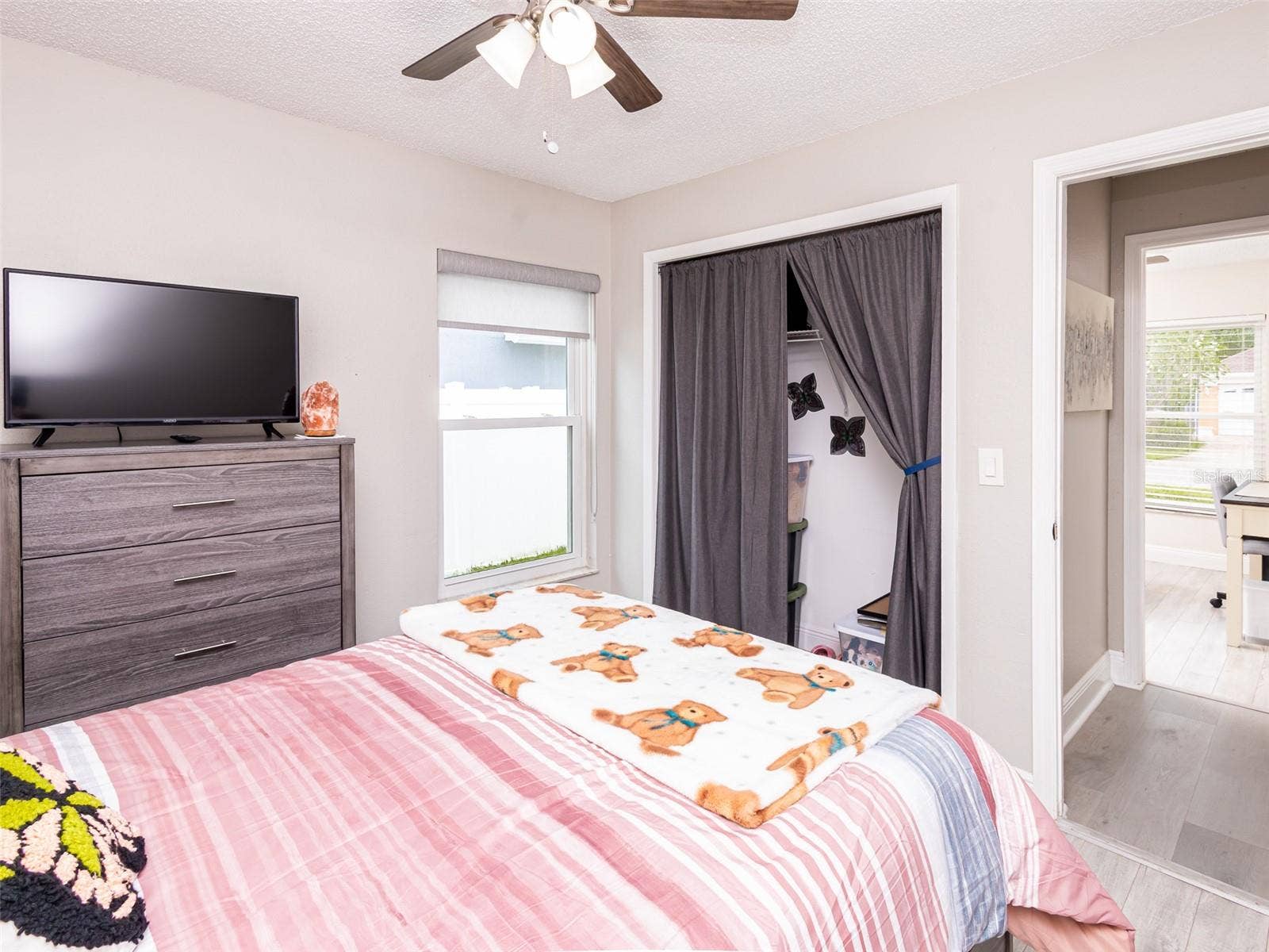 2540 ROLLING BROAK DRIVE, Orlando, FL 32837 2540 ROLLING BROAK DRIVE, Orlando, FL 32837