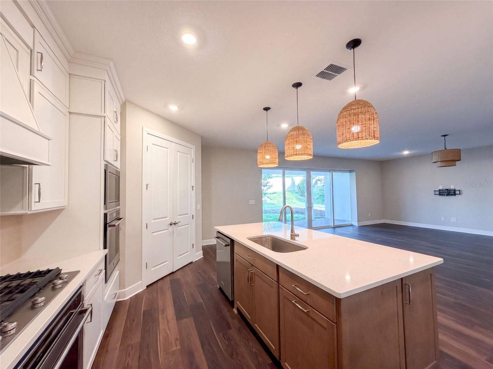 15173 WILLOW RIDGE DRIVE, Montverde, FL 34756 15173 WILLOW RIDGE DRIVE, Montverde, FL 34756