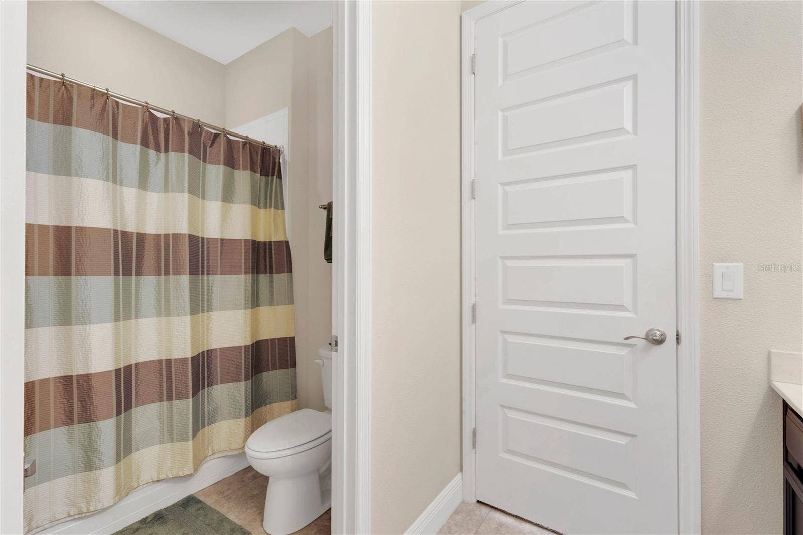 8711 EDEN COVE DRIVE, Winter Garden, FL 34787 8711 EDEN COVE DRIVE, Winter Garden, FL 34787