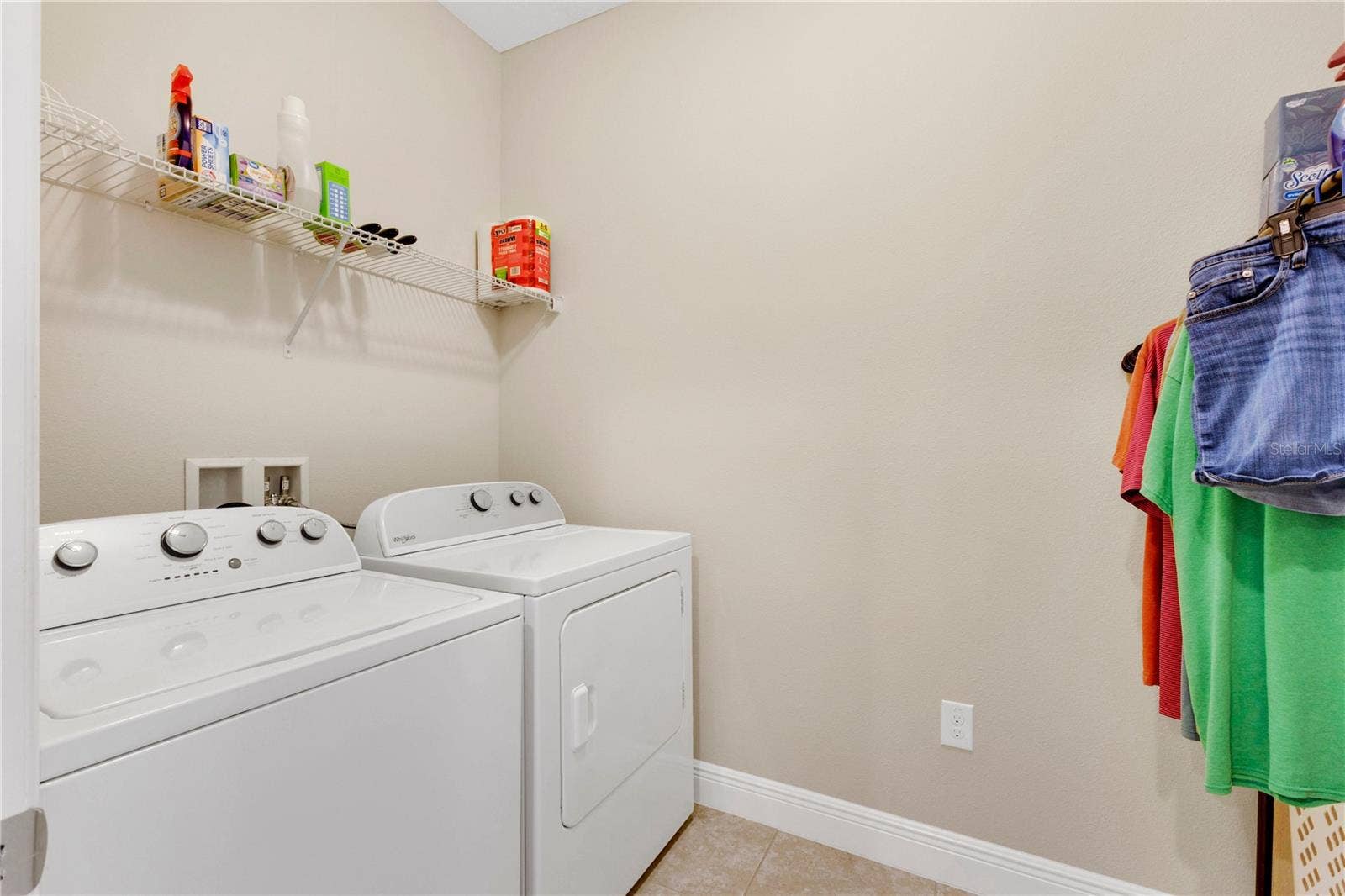 8711 EDEN COVE DRIVE, Winter Garden, FL 34787 8711 EDEN COVE DRIVE, Winter Garden, FL 34787