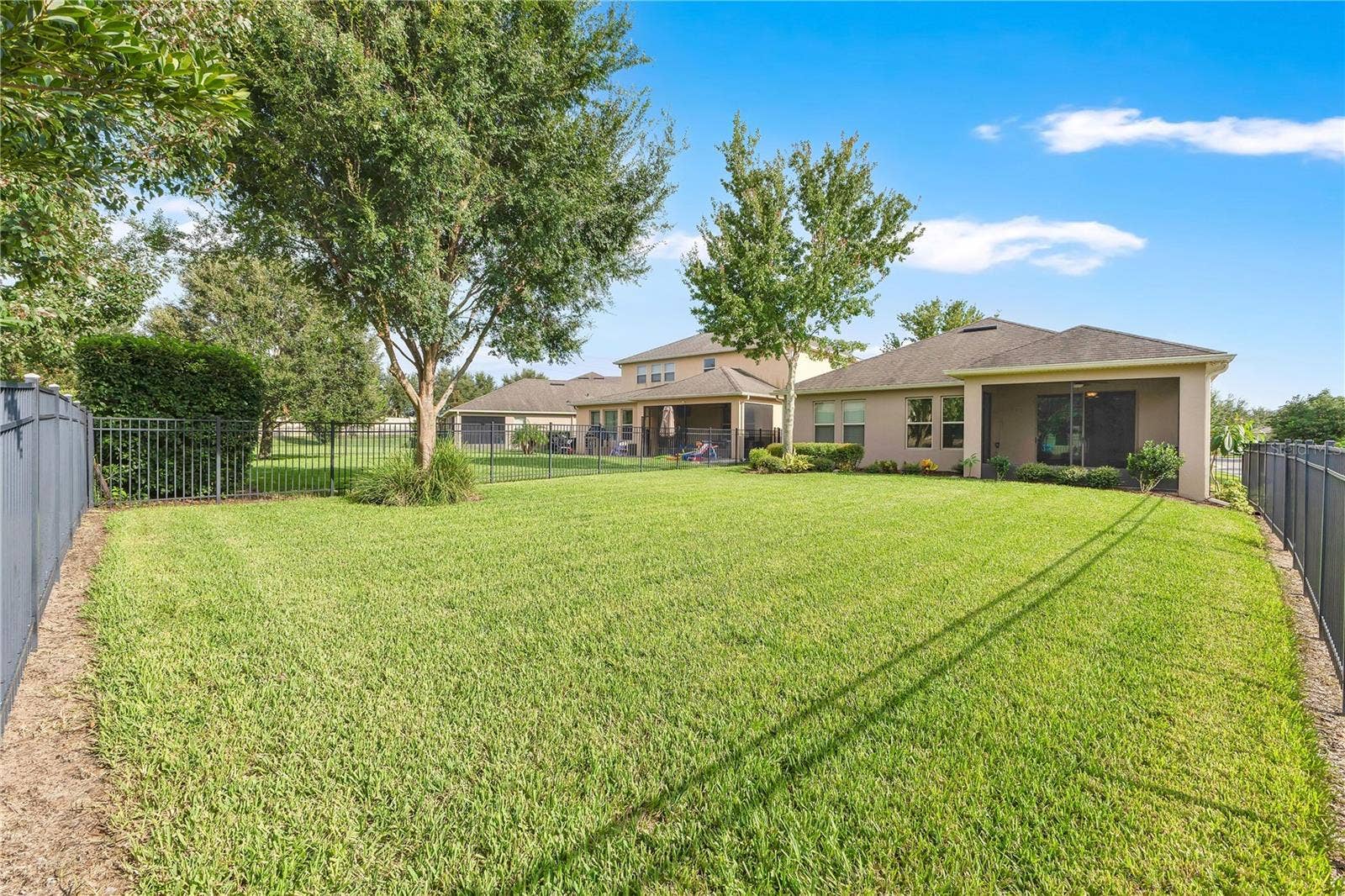 8711 EDEN COVE DRIVE, Winter Garden, FL 34787 8711 EDEN COVE DRIVE, Winter Garden, FL 34787