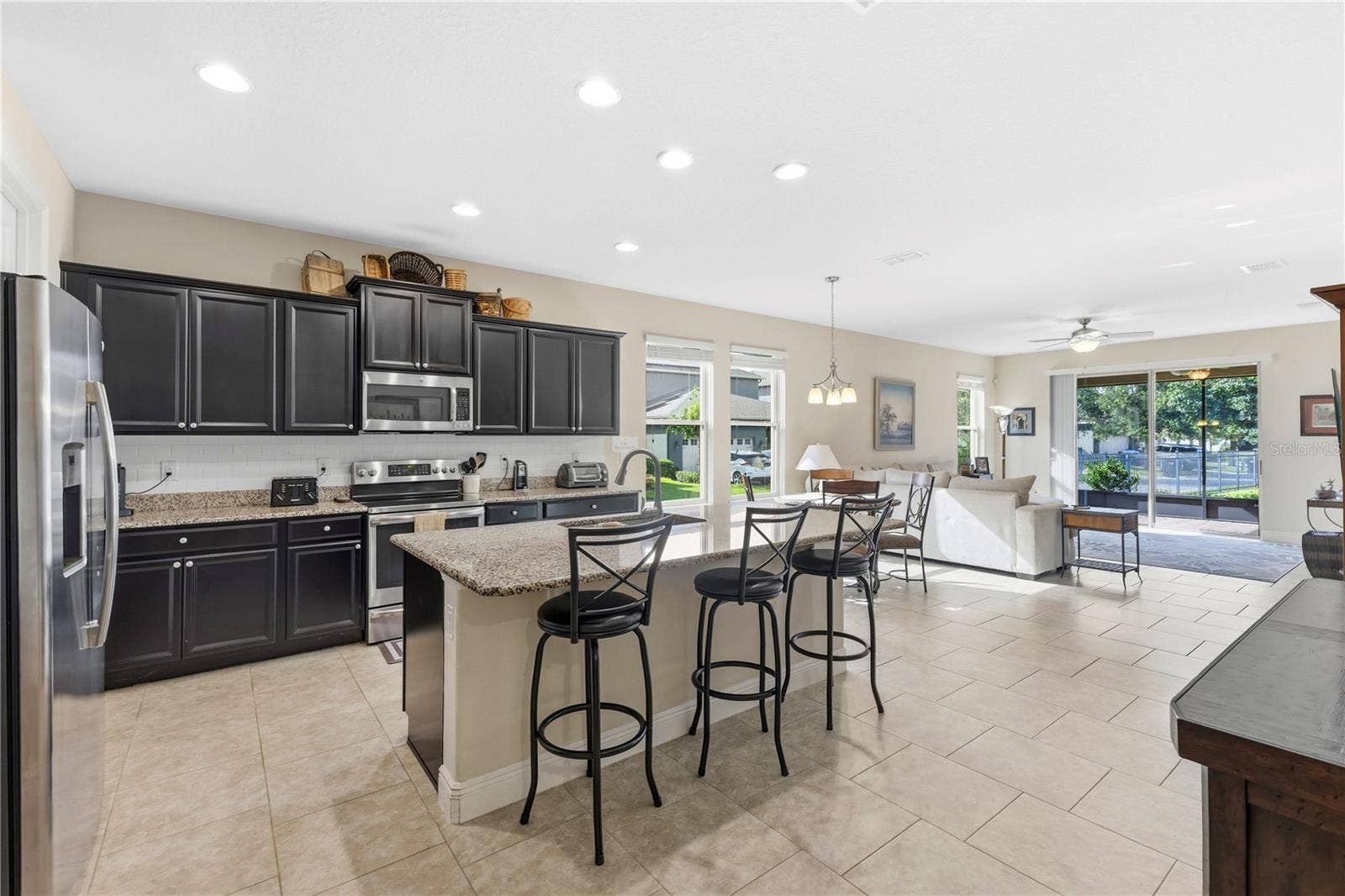 8711 EDEN COVE DRIVE, Winter Garden, FL 34787 8711 EDEN COVE DRIVE, Winter Garden, FL 34787