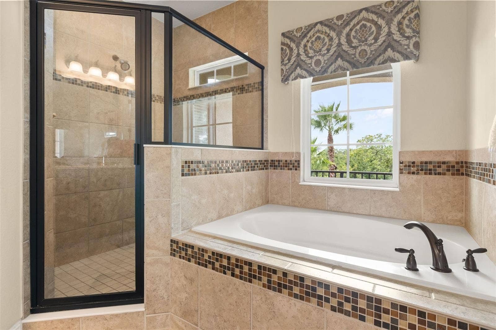796 DESERT MOUNTAIN COURT, Kissimmee, FL 34747 796 DESERT MOUNTAIN COURT, Kissimmee, FL 34747