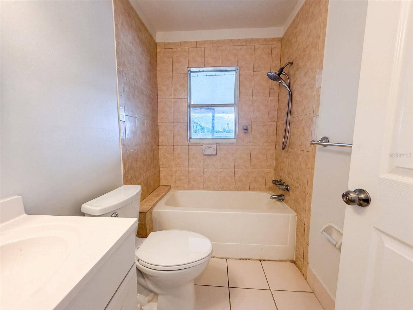 124 SAN BENITO AVENUE, North Port, FL 34287 124 SAN BENITO AVENUE, North Port, FL 34287