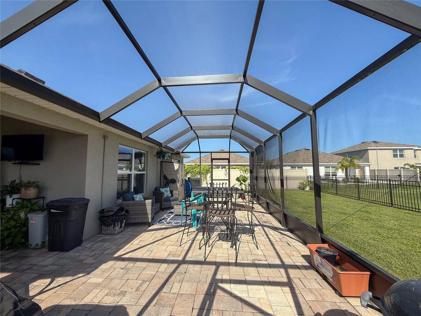 4120 QUIET RAIN COURT, Palmetto, FL 34221 FULLY SCREENED IN PATIO