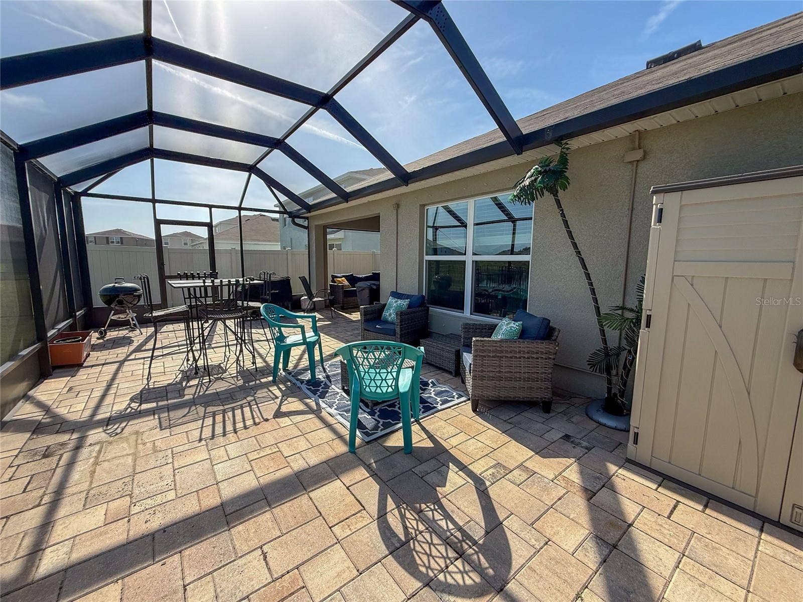 4120 QUIET RAIN COURT, Palmetto, FL 34221 FULLY SCREENED IN PATIO
