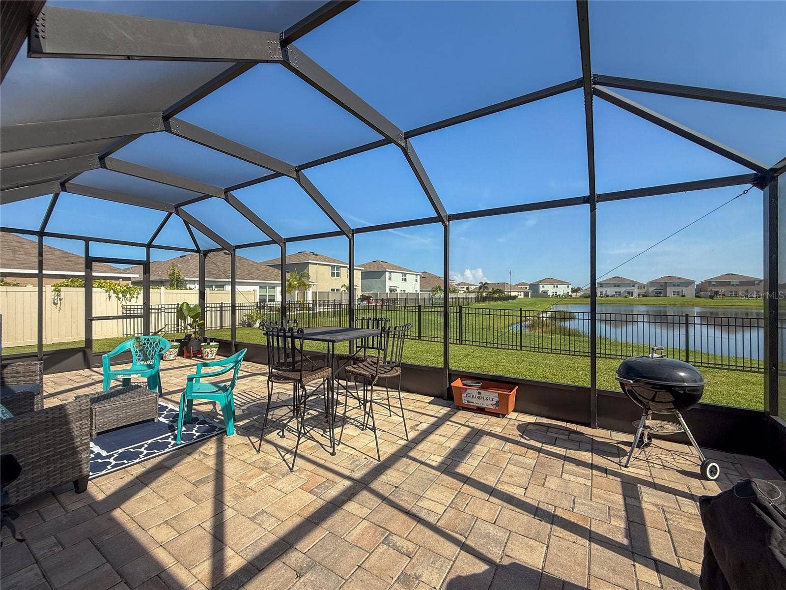 4120 QUIET RAIN COURT, Palmetto, FL 34221 FULLY SCREENED IN PATIO