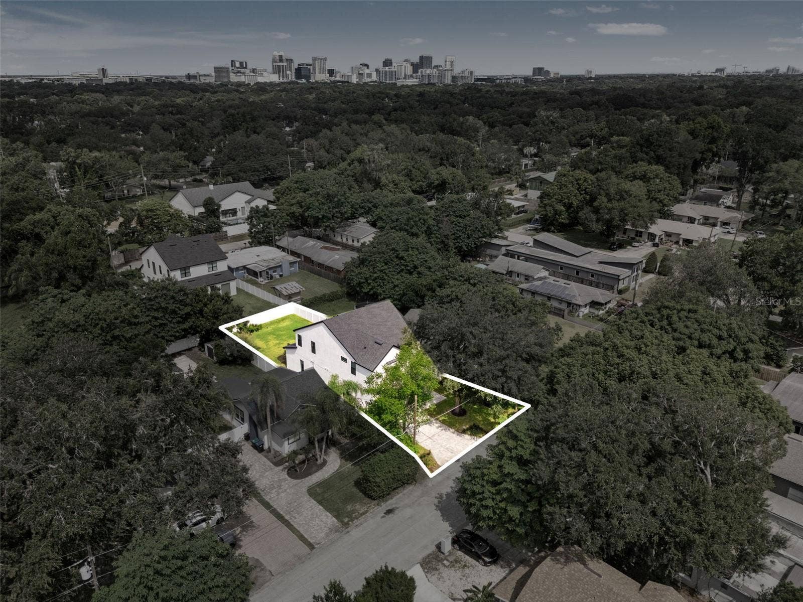 1320 CLOVERLAWN AVENUE, Orlando, FL 32806 1320 CLOVERLAWN AVENUE, Orlando, FL 32806