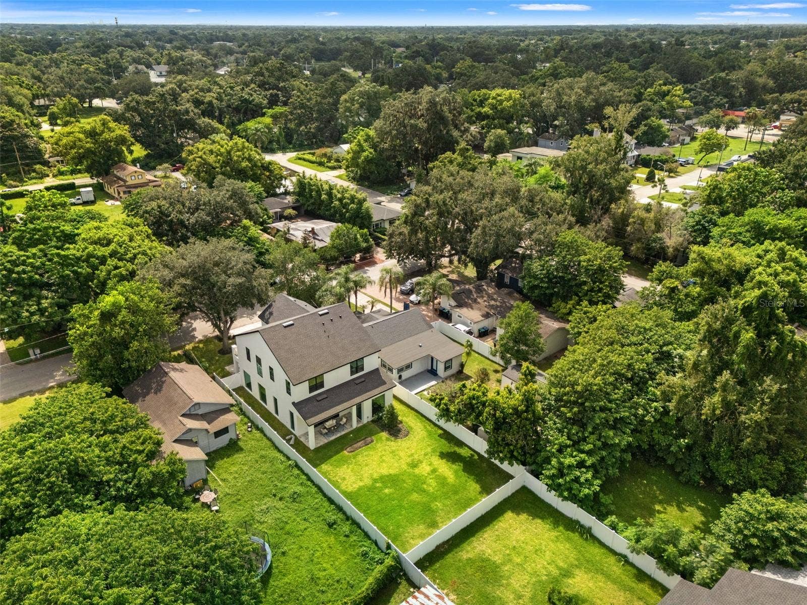 1320 CLOVERLAWN AVENUE, Orlando, FL 32806 1320 CLOVERLAWN AVENUE, Orlando, FL 32806