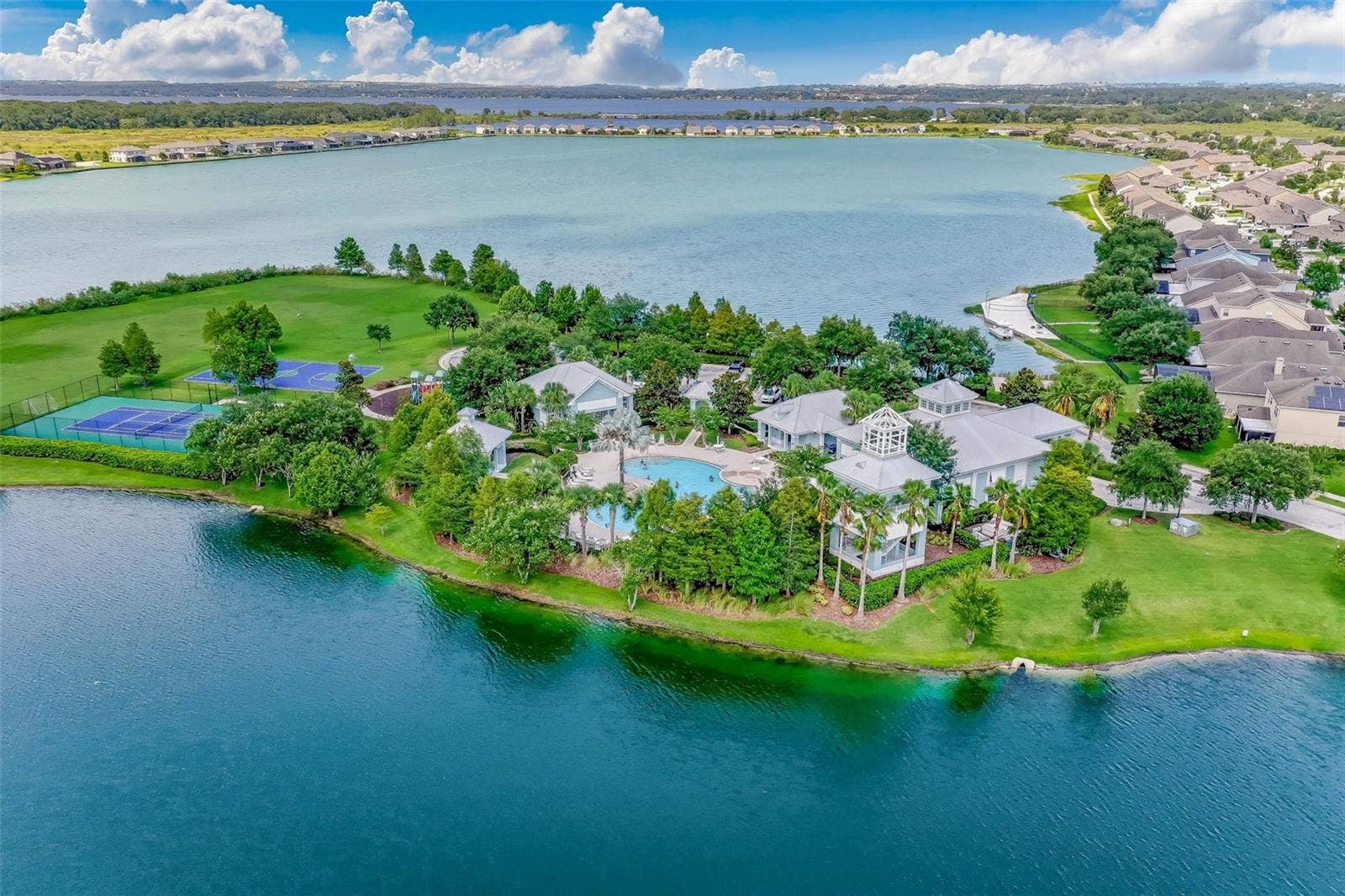 589 BLUE CYPRESS DRIVE, Groveland, FL 34736 Clubhouse and amenities