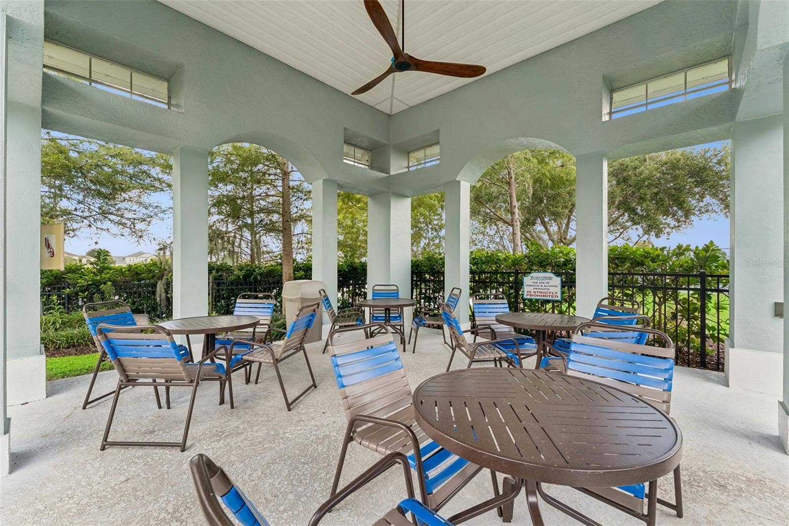 589 BLUE CYPRESS DRIVE, Groveland, FL 34736 Covered Pool Patio