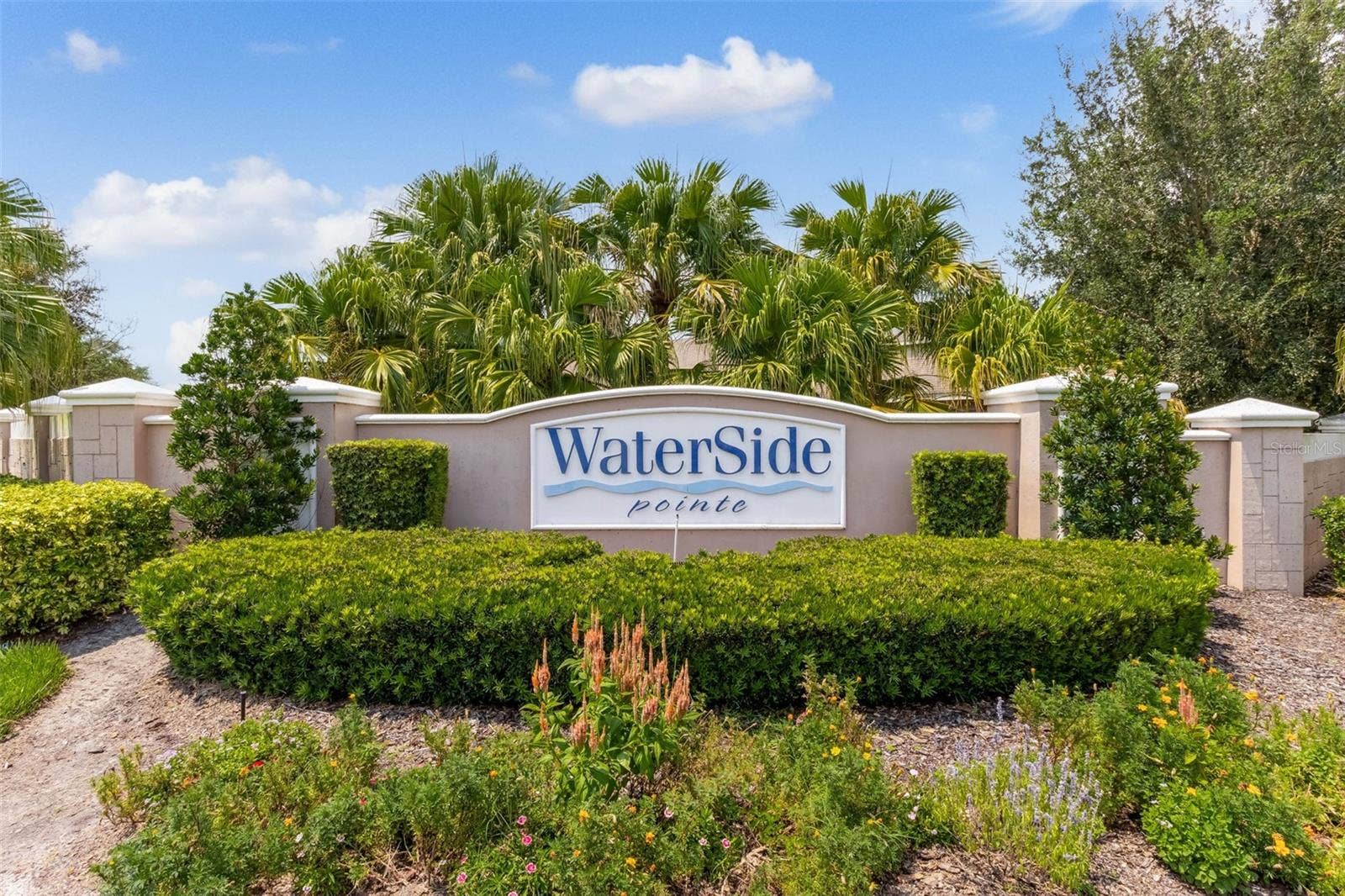 589 BLUE CYPRESS DRIVE, Groveland, FL 34736 Community Entrance