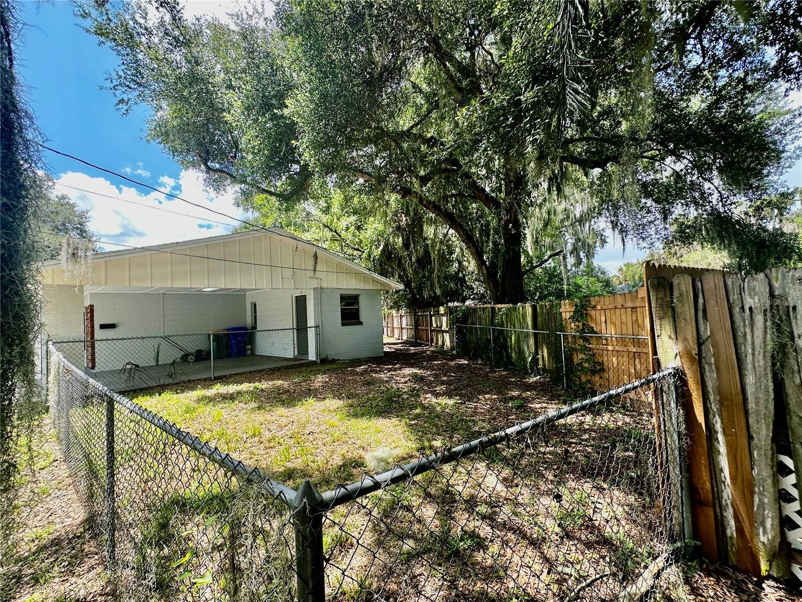 1305 ORANGE AVENUE, Tavares, FL 32778 1305 ORANGE AVENUE, Tavares, FL 32778