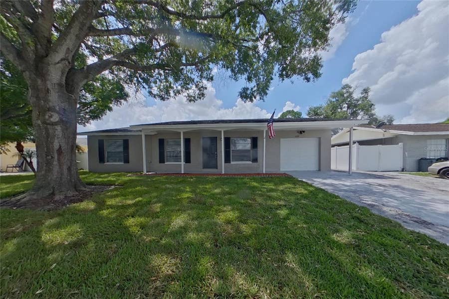 Property photo for Tampa, FL