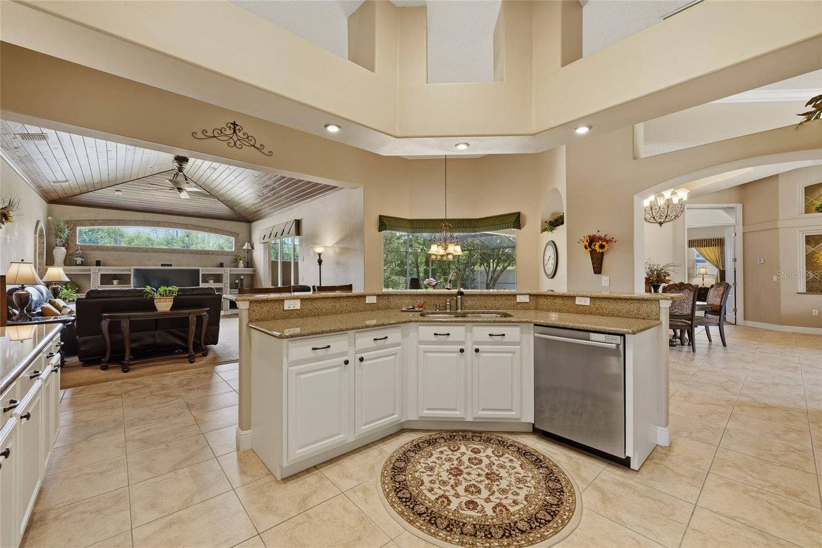 17041 FLORENCE VIEW DRIVE, Montverde, FL 34756