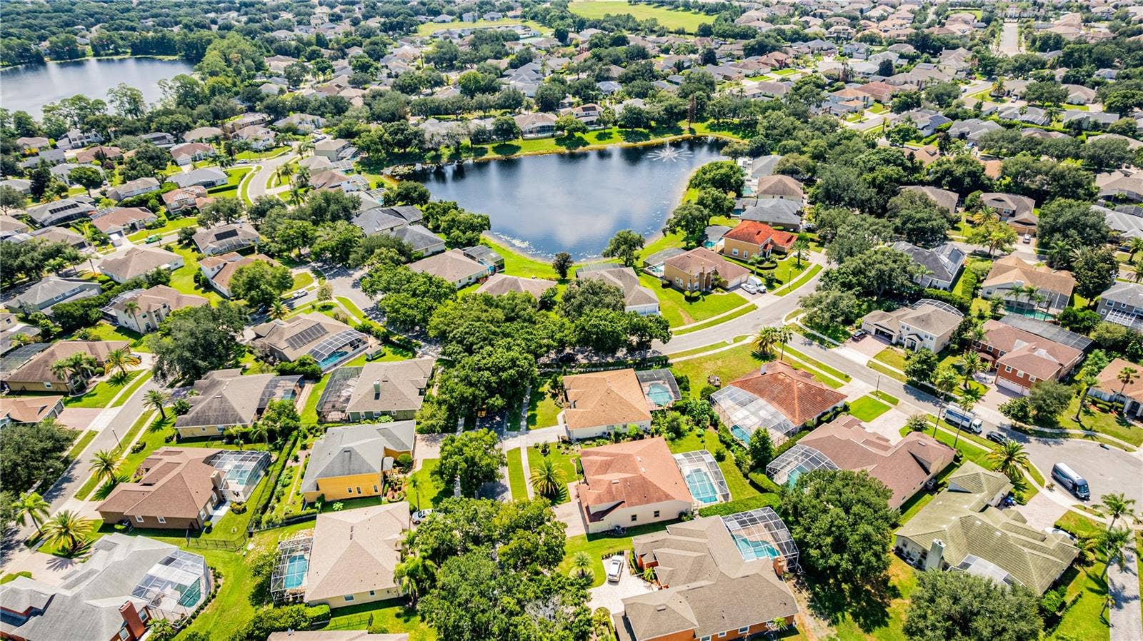 10355 EMERALD WOODS AVENUE, Orlando, FL 32836 10355 EMERALD WOODS AVENUE, Orlando, FL 32836