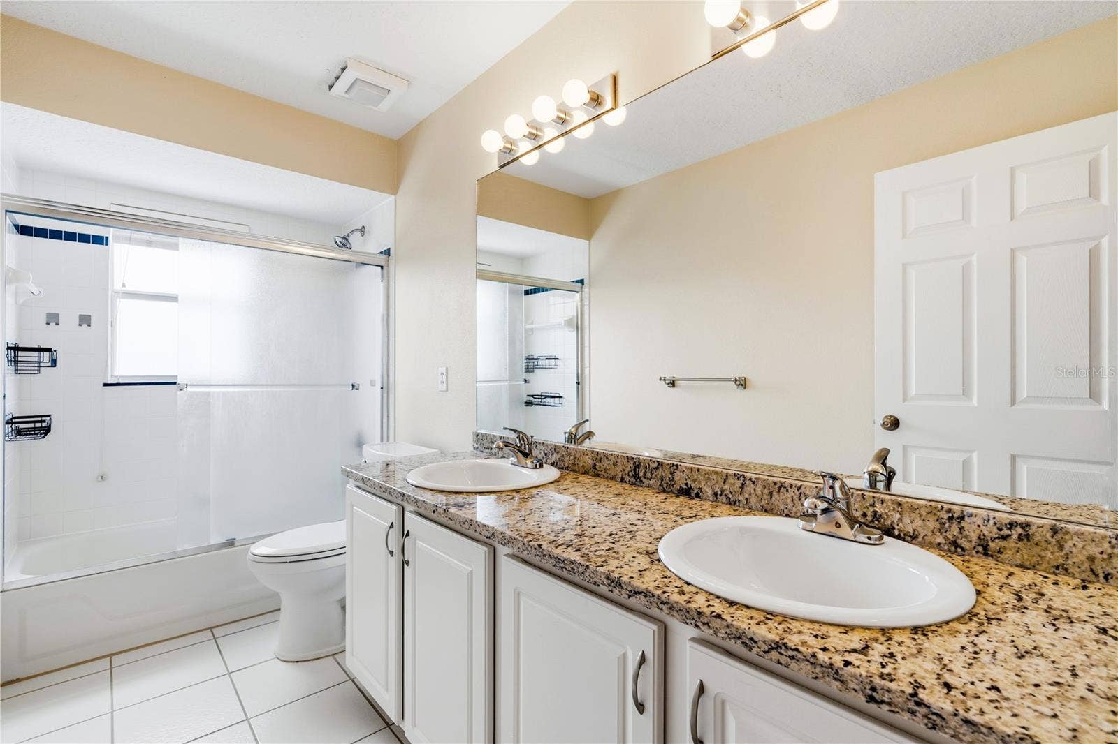 10355 EMERALD WOODS AVENUE, Orlando, FL 32836 10355 EMERALD WOODS AVENUE, Orlando, FL 32836