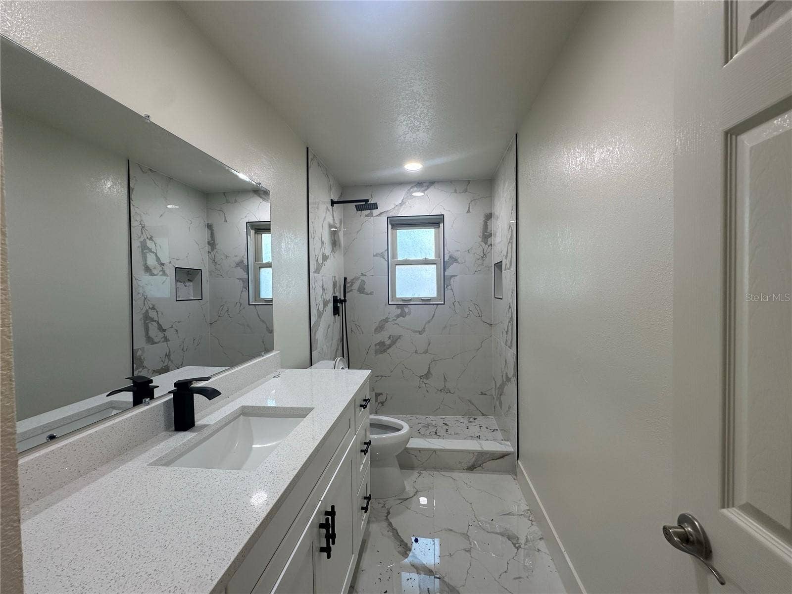 172 SEMINOLE DRIVE, Ormond Beach, FL 32174 172 SEMINOLE DRIVE, Ormond Beach, FL 32174